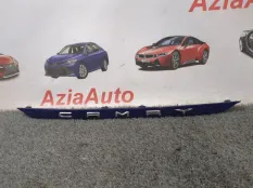 Накладка на крышку багажника Toyota Camry XV70