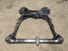 Подрамник передний Toyota Camry XV70