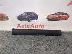 Накладка на порог салона передняя правая Kia