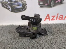 Подушка двигателя Toyota Corolla E180