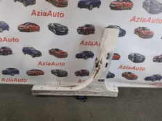 Центральная стойка кузова левая Toyota Camry XV70
