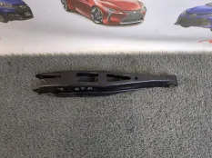 Рычаг задний правый Toyota GT86