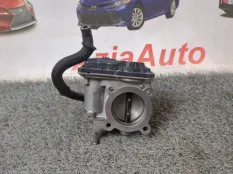 Дроссельная заслонка Toyota Rav4 U40