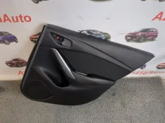 Обшивка двери задняя правая Mazda 6 GJ