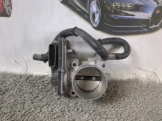 Дроссельная заслонка Toyota Rav4 U40