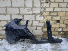 Четверть задний правый Toyota Rav4 50