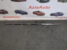 Молдинг стекла передний правый Hyundai I40