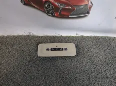 Плафон подсветки салона задний Toyota Camry XV70