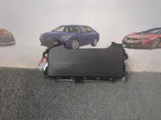 Подушка безопасности в колени Toyota Corolla E210
