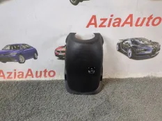 Кожух рулевой колонки Kia Stinger 1