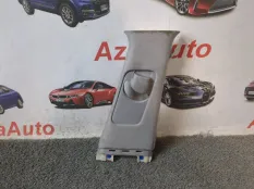 Накладка центральной стойки правая Hyundai I40