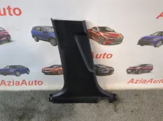 Накладка центральной стойки левая Kia Stinger