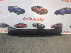 Обшивка багажника Toyota Corolla E180