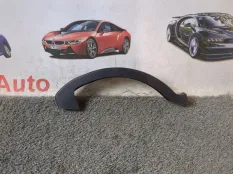 Накладка на крышку багажника левая Toyota Corolla