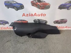Накладка на порог салона задняя правая Toyota
