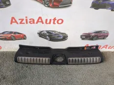 Накладка замка багажника Kia Stinger 1