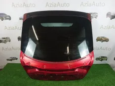 Крышка багажника Kia Stinger 1