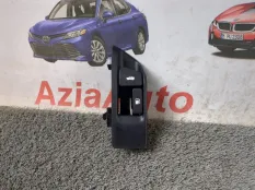 Ручка открывания багажника Toyota Corolla E210