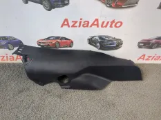 Накладка на порог салона задняя правая Toyota