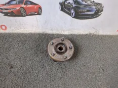 Ступица передняя Toyota Corolla E210