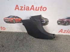 Накладка на порог салона передняя правая Hyundai