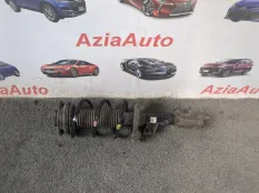 Амортизатор подвески передний правый Nissan