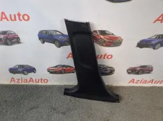 Накладка центральной стойки левая Mazda 3 BM