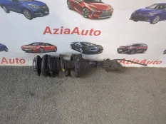 Амортизатор подвески передний правый Subaru
