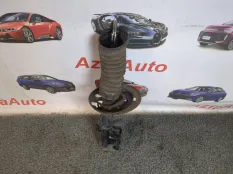 Амортизатор подвески передний правый Toyota Camry