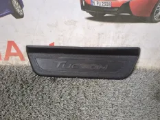 Накладка на порог салона задняя левая Hyundai