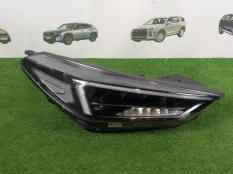Фара правая Hyundai Tucson TL