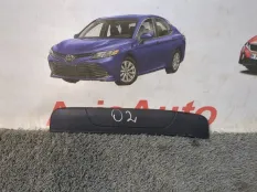 Накладка на порог салона задняя правая Toyota