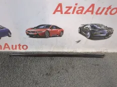 Молдинг стекла задний правый Kia Stinger