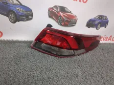 Фонарь правый Kia Optima 4