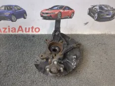 Кулак поворотный передний правый Kia Sportage QL