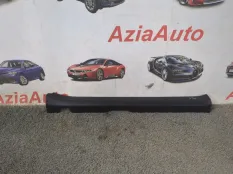 Накладка на порог салона передняя левая Toyota