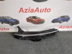 Фара правая Hyundai Staria