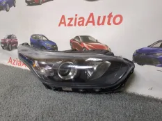 Фара правая Kia Ceed 3