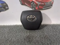 Подушка безопасности в руль Toyota Camry XV70