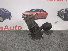 Патрубок воздушного фильтра передний Toyota Camry