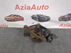 Кулак поворотный передний правый Toyota Camry XV70