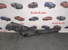 Защита днища кузова задняя правая Toyota Rav4 50