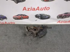 Кулак поворотный передний правый Kia Ceed 3