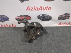 Кулак задний правый Toyota Camry XV70