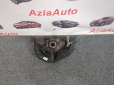 Кулак поворотный передний левый Toyota Camry XV70