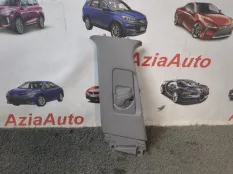 Накладка центральной стойки левая Toyota Camry
