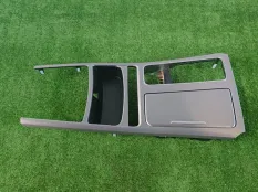 Накладка консоли Kia Stinger