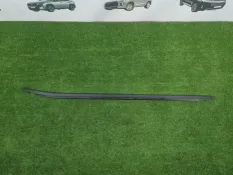 Молдинг двери задний правый Hyundai Tucson NX4