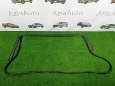 Уплотнитель двери задний правый Kia Sportage QL