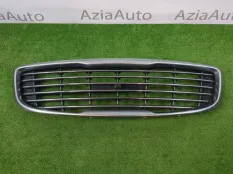 Решетка радиатора Kia Carnival YP